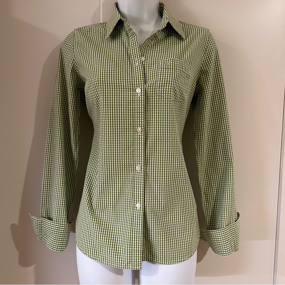 American Eagle Favorite Gingham Button Up